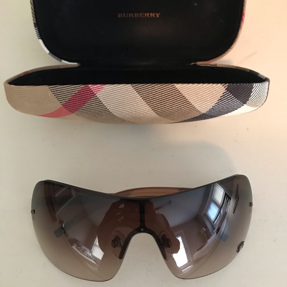 Burberry Sunglasses